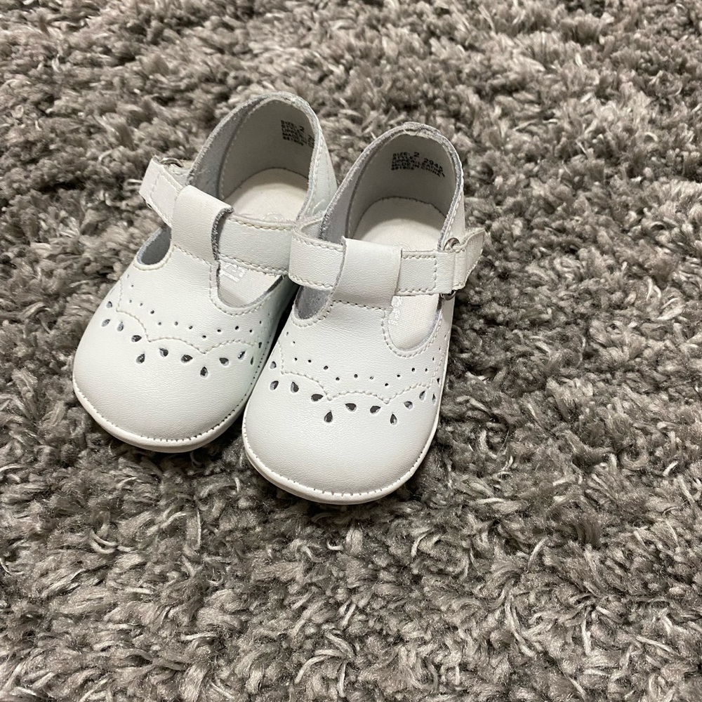 Angel shoes size 2